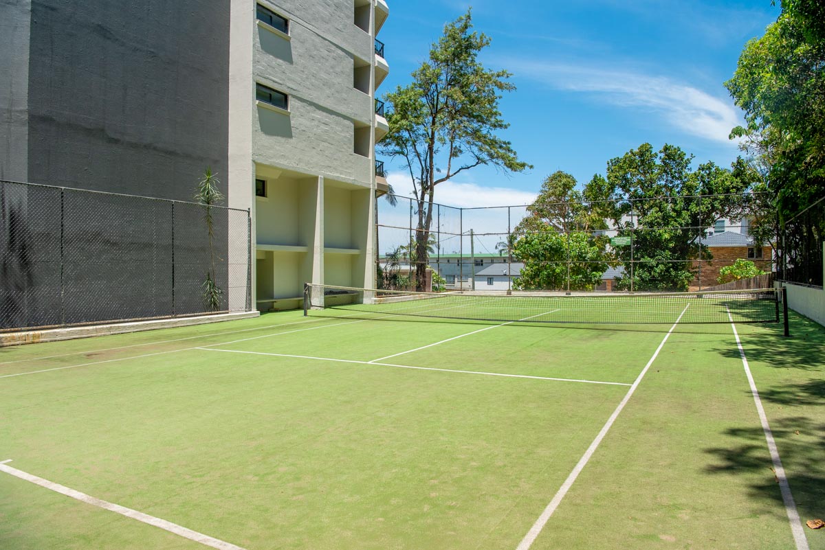 Rocks Resort Facilities Tennis Court