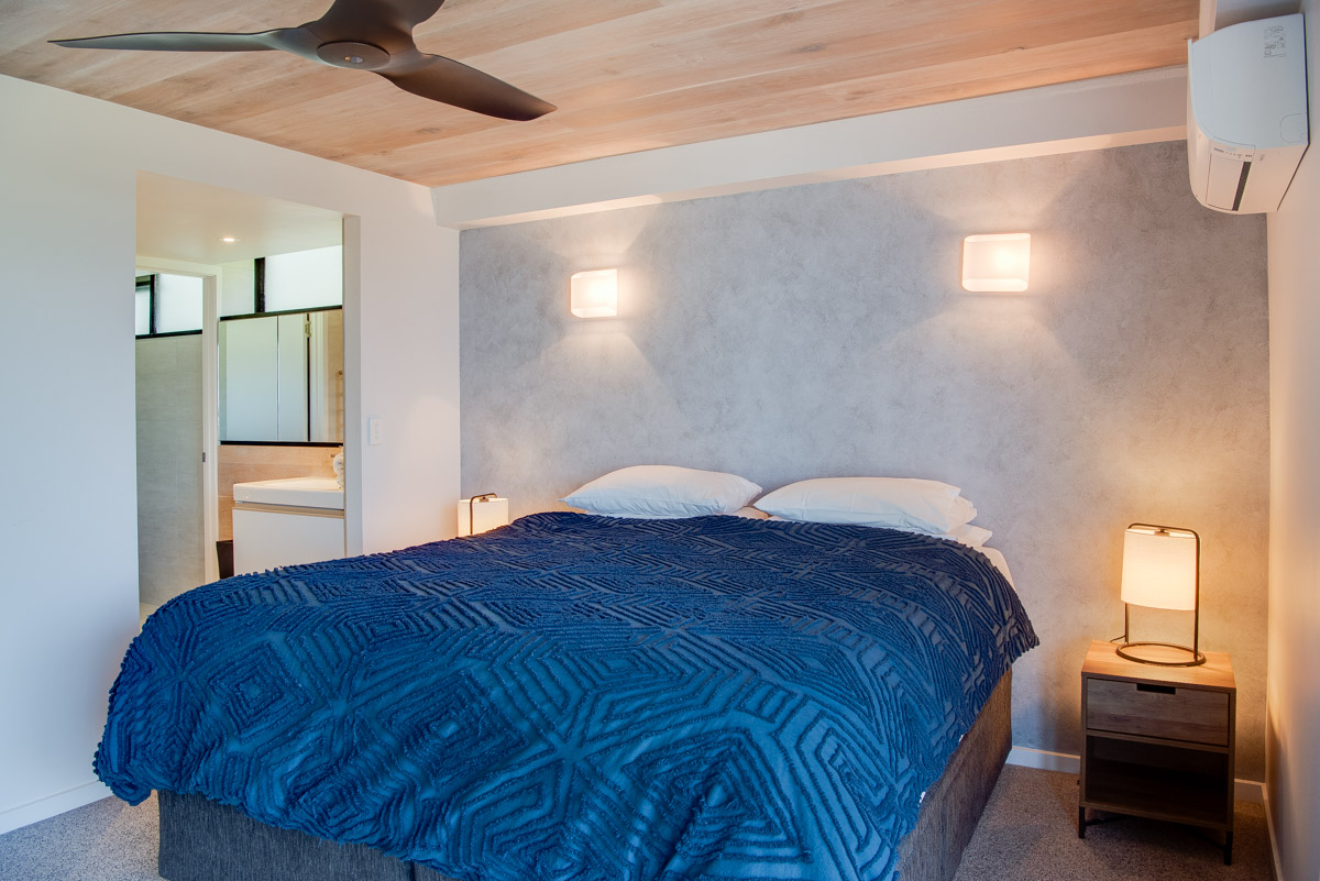 Rocks Resort Currumbin Accommodation Bedroom